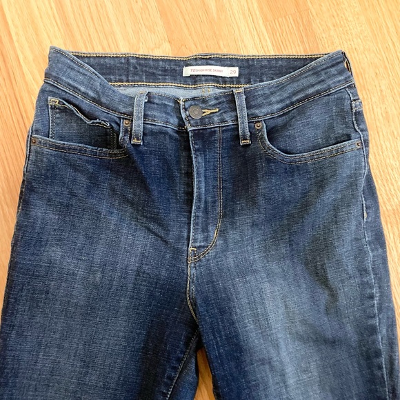 Levi’s 721 high rise skinny jeans 29x28 in "Blue Story" colorway - Picture 2 of 7